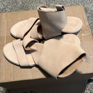 Arche Sandals